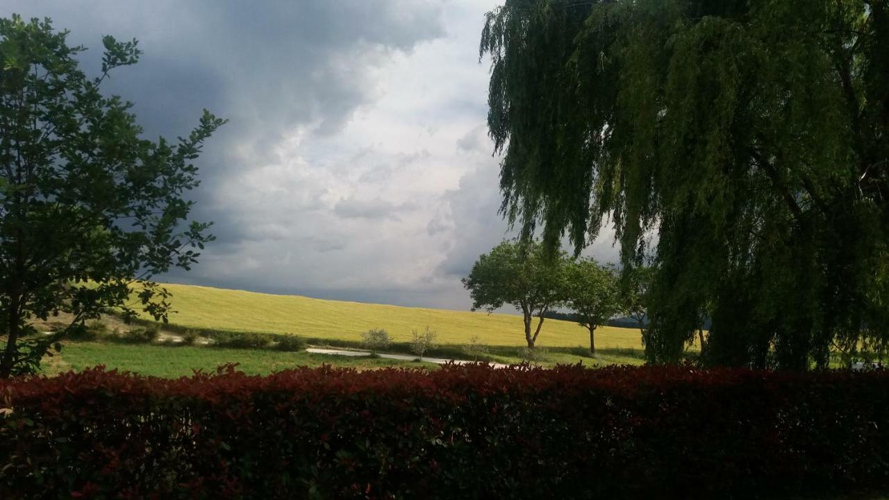 נוצ'רה אומברה Valle Del Poggio מראה חיצוני תמונה